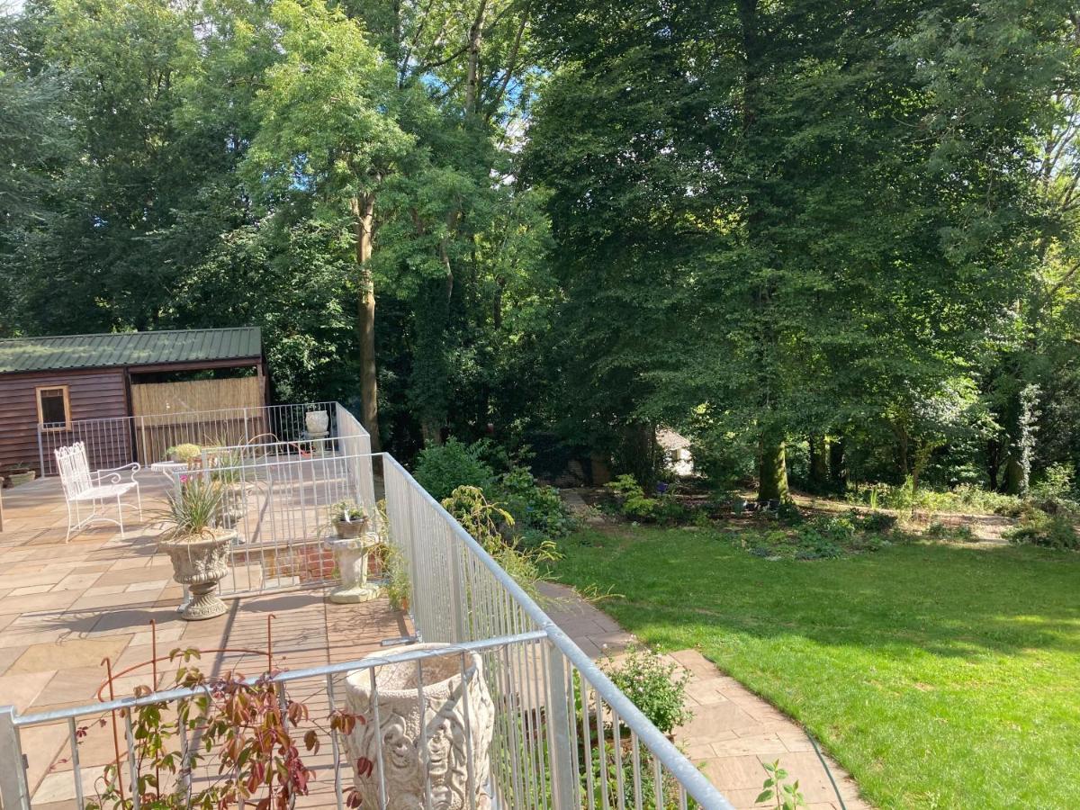 Woodland Views Bed & Breakfast
