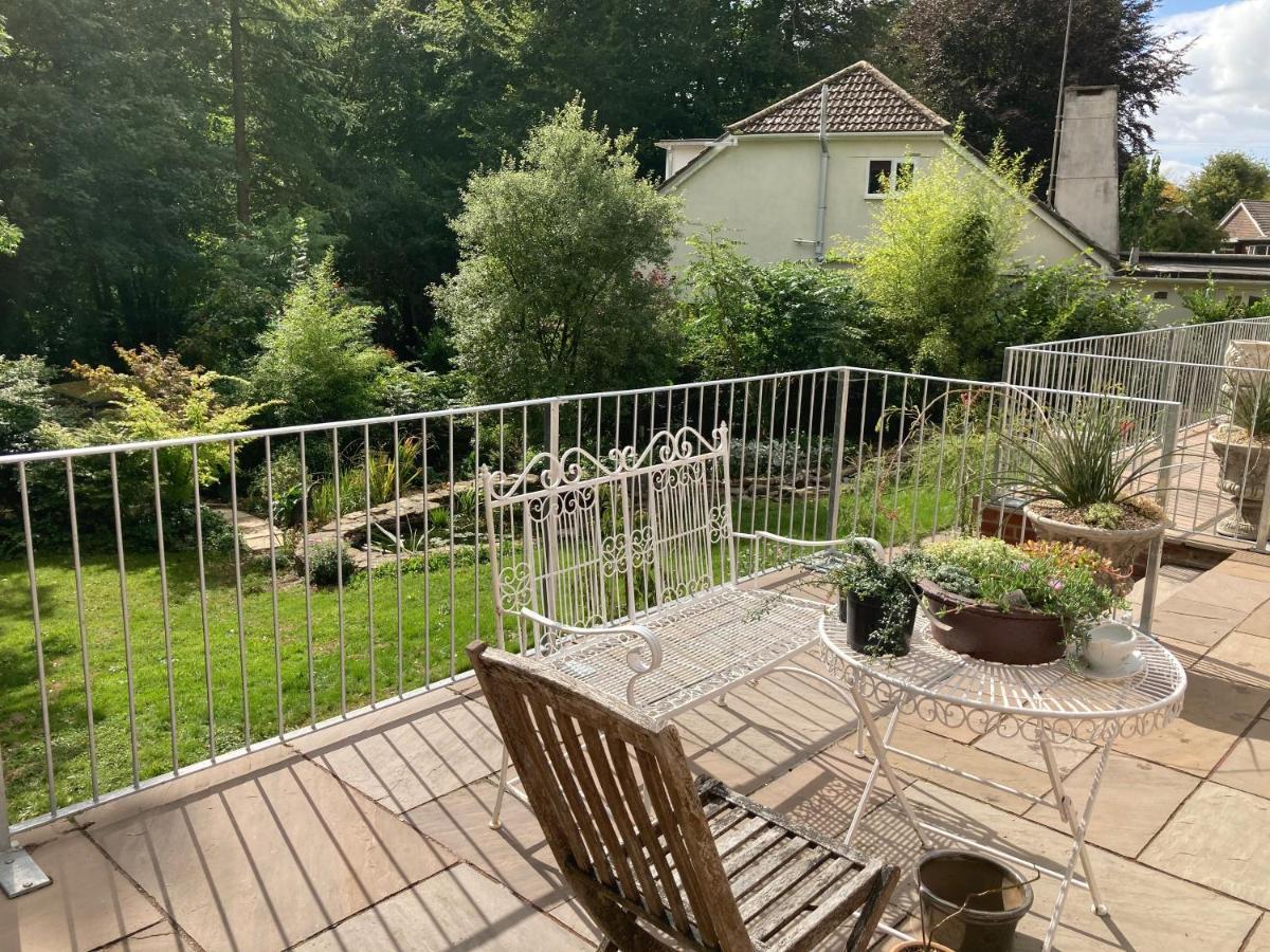 Woodland Views Bed & Breakfast 2*